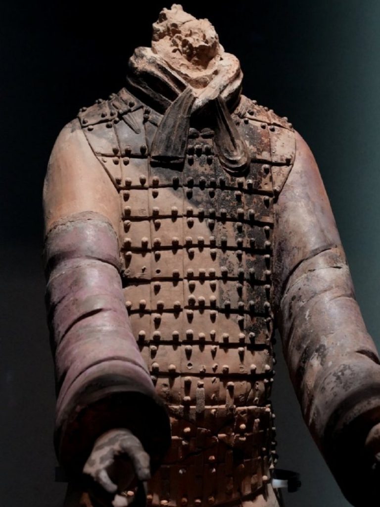 The Purple Sleeves of the Terracotta Warriors
