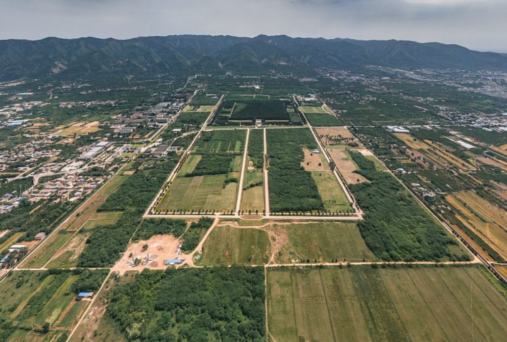 The Mausoleum of Qin shi Huang